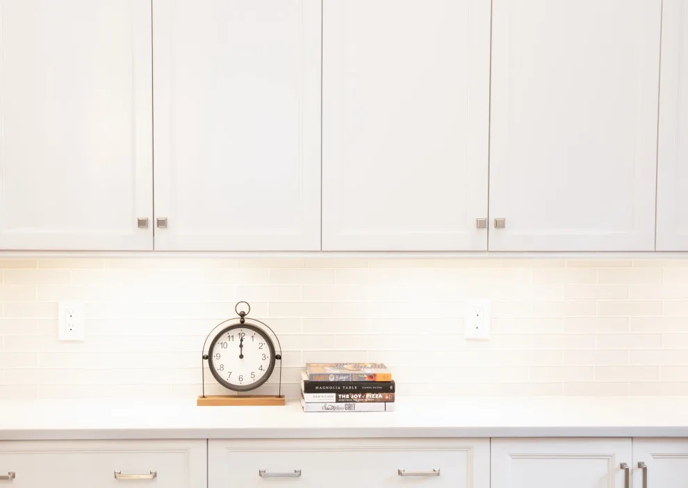 Modern Transitional Kitchen by Robinwood Kitchens - Photo 10