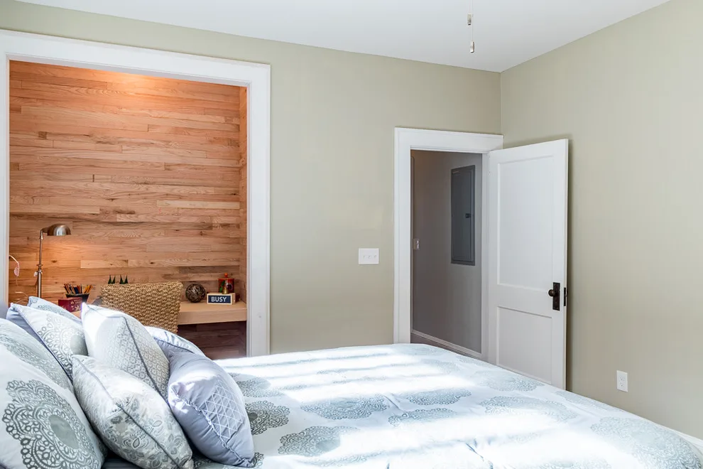 Complete Bungalow Renovation / Oak Street by Centerbeam Construction - Photo 15