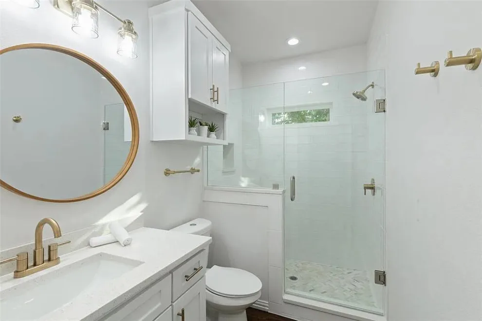 Complete Home Renovation Project in Houston by Smart Remodeling LLC - Photo 19