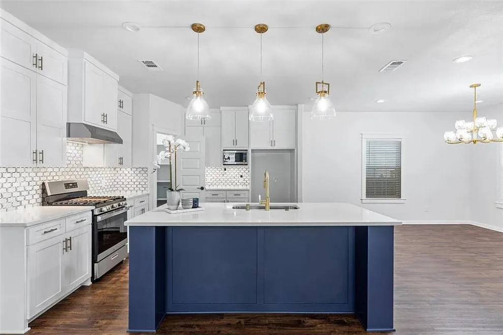 Complete Home Renovation Project in Houston by Smart Remodeling LLC - Photo 17