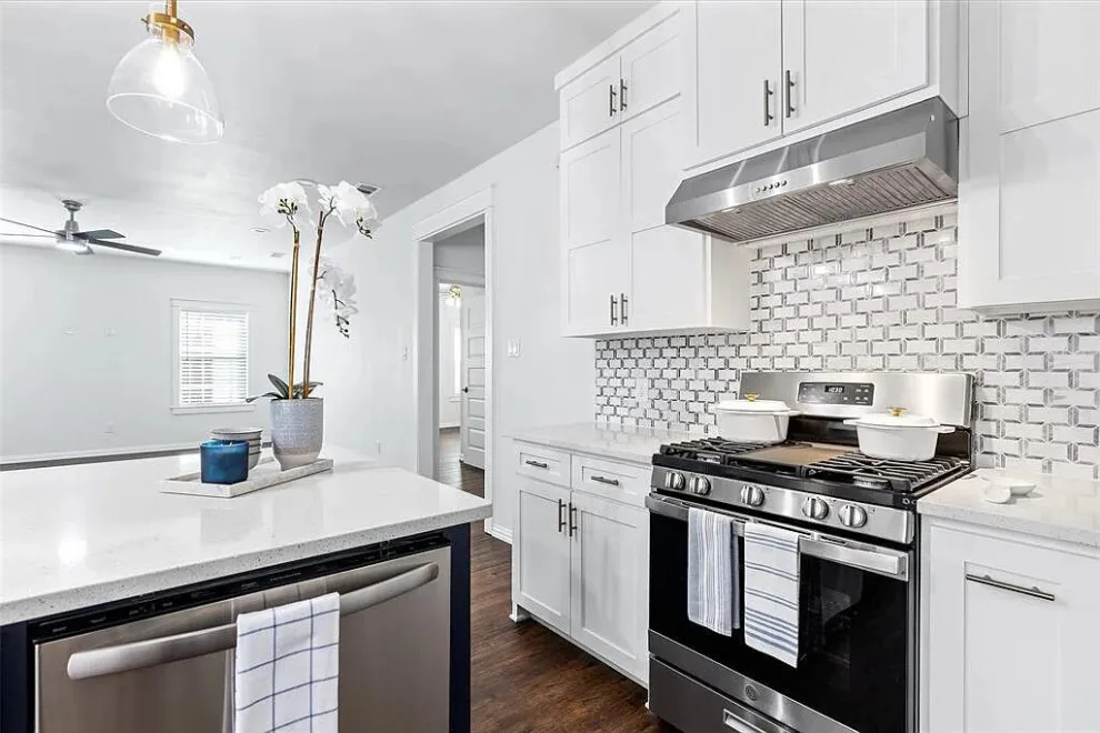 Complete Home Renovation Project in Houston by Smart Remodeling LLC - Photo 14