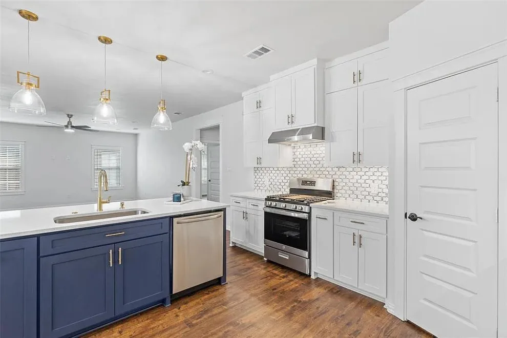 Complete Home Renovation Project in Houston by Smart Remodeling LLC - Photo 18