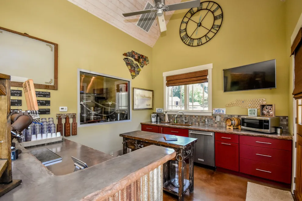 Carolinas Custom Kitchen & Bath Center - Photo 7