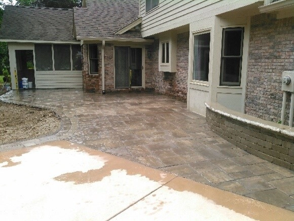 Back Yard Pavers by Aquatic Design & Supplies, Inc. - Photo 2