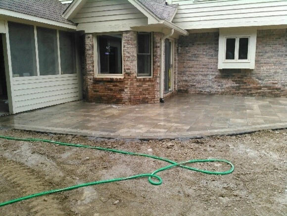 Back Yard Pavers by Aquatic Design & Supplies, Inc. - Photo 4