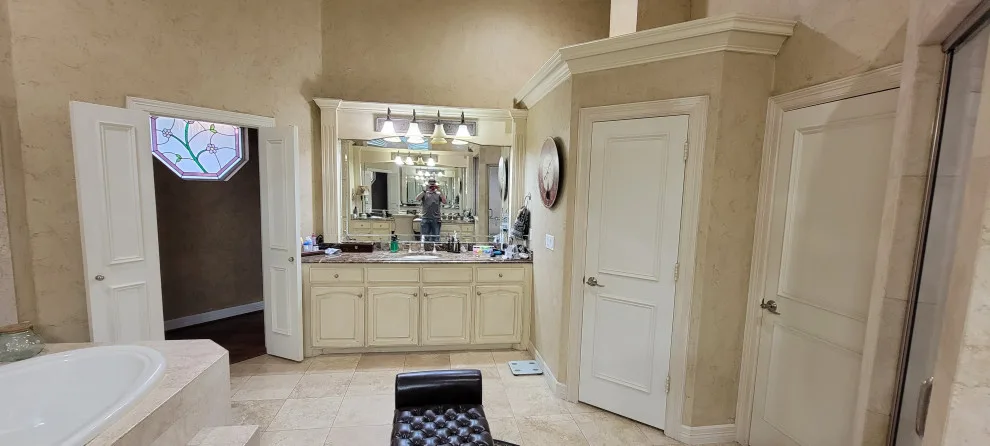 Halbach Main Bathroom by Artisan Tile Remodeling - Photo 2