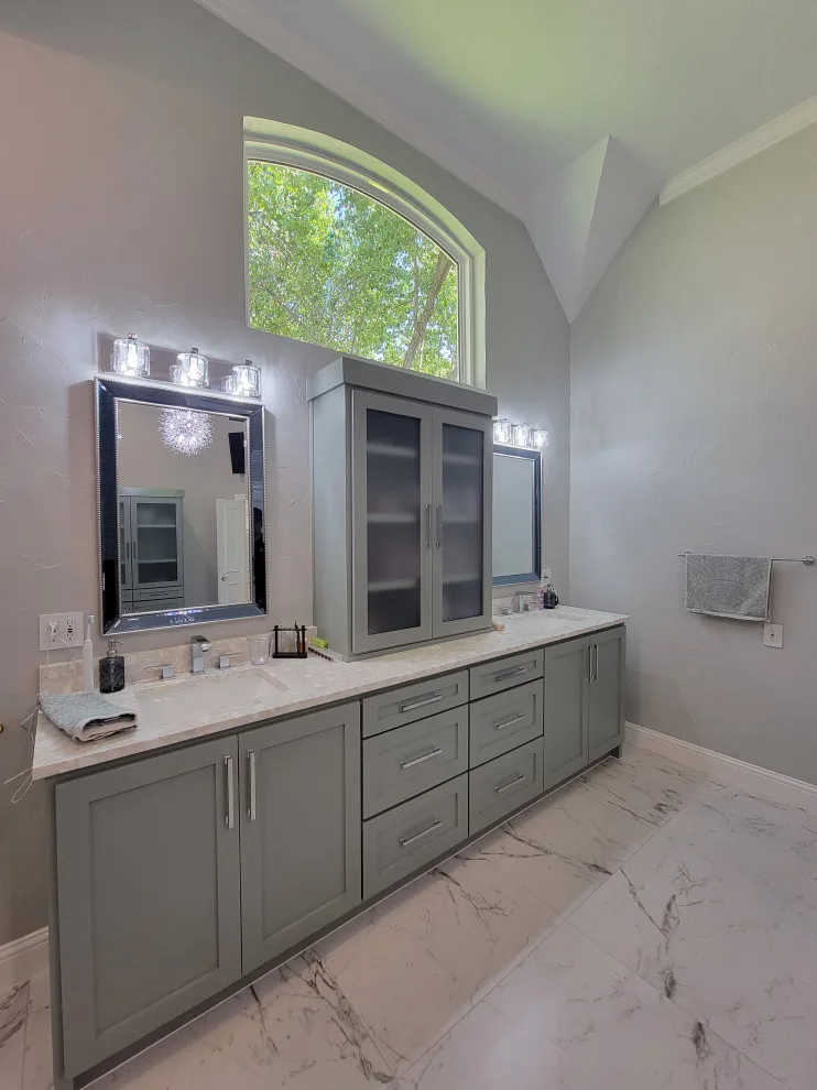 Halbach Main Bathroom by Artisan Tile Remodeling - Photo 3