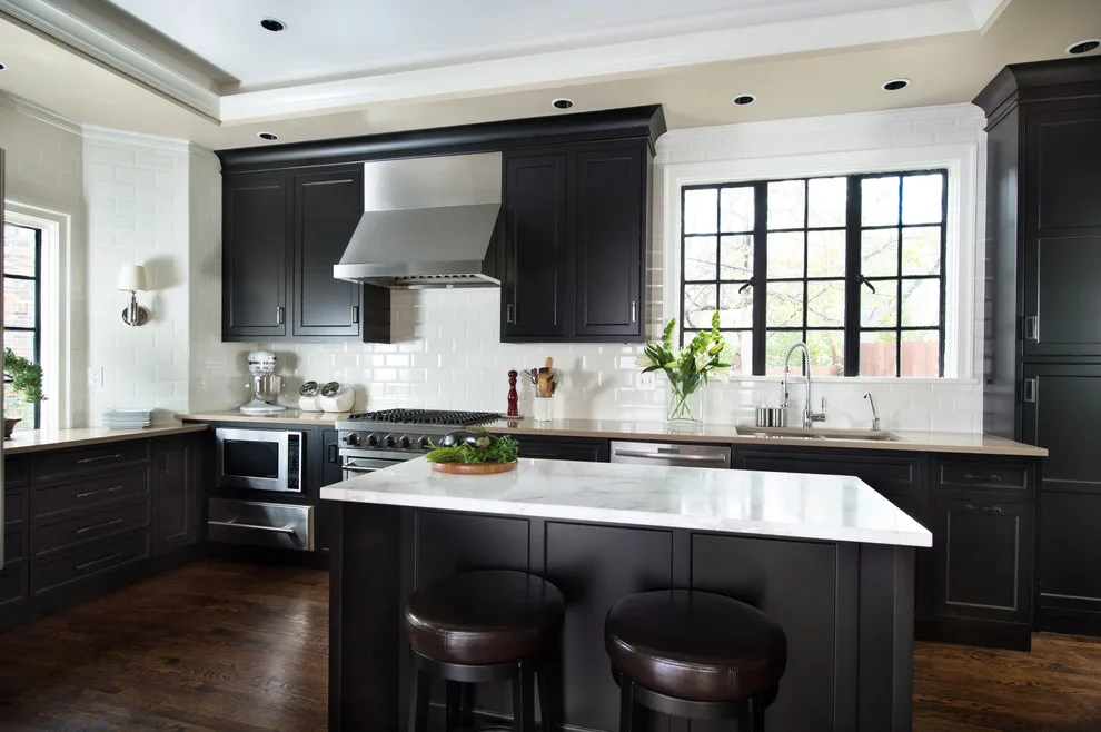 Elegant Dark Kitchen by Kitchen Studio: Kansas City - Photo 2