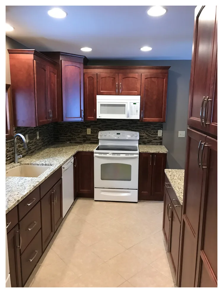 Harborcreek kitchen renovation by Gatesman Kitchen & Bath - Photo 5
