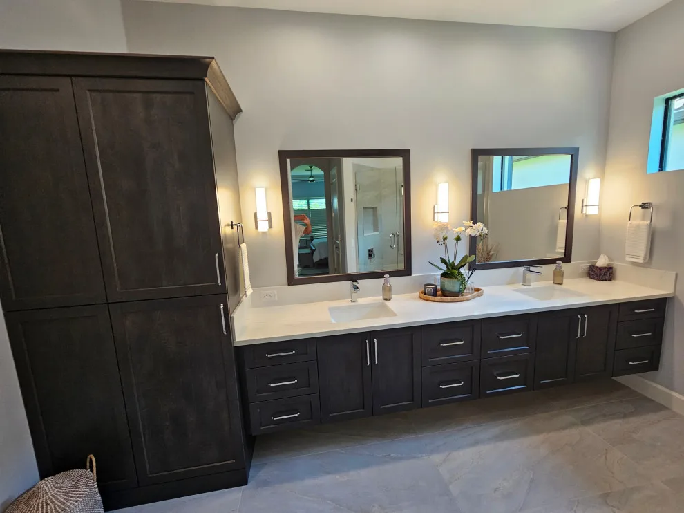 Harcum Residence Main Bathroom by Royal Constructors Of Naples - Photo 6