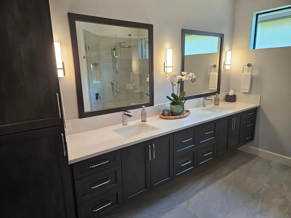 Harcum Residence Main Bathroom by Royal Constructors Of Naples - Photo 7
