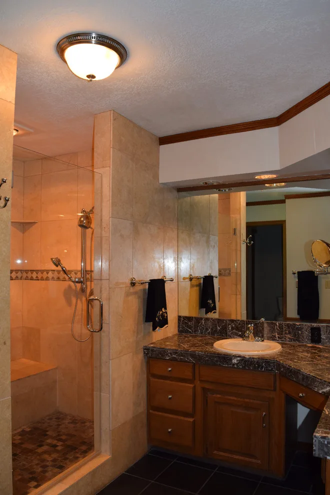 Harris Main Bathroom by Design One Contractors, Llc - Photo 2