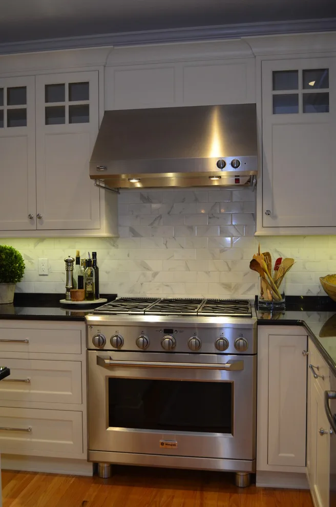 Kitchen Renovation - Hastings Turn, Avon, CT by D.E. Jacobs Associates, Inc. - Photo 11