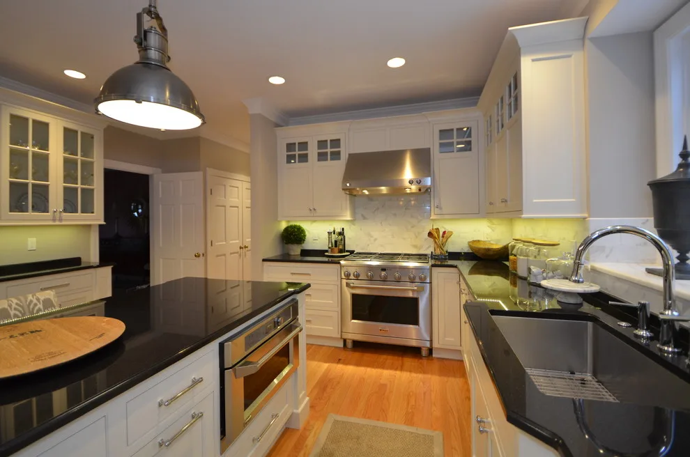 Kitchen Renovation - Hastings Turn, Avon, CT by D.E. Jacobs Associates, Inc. - Photo 8