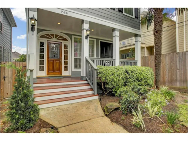 Heights Painting Project for Interior and Exterior by Big City Construction Co - Photo 5