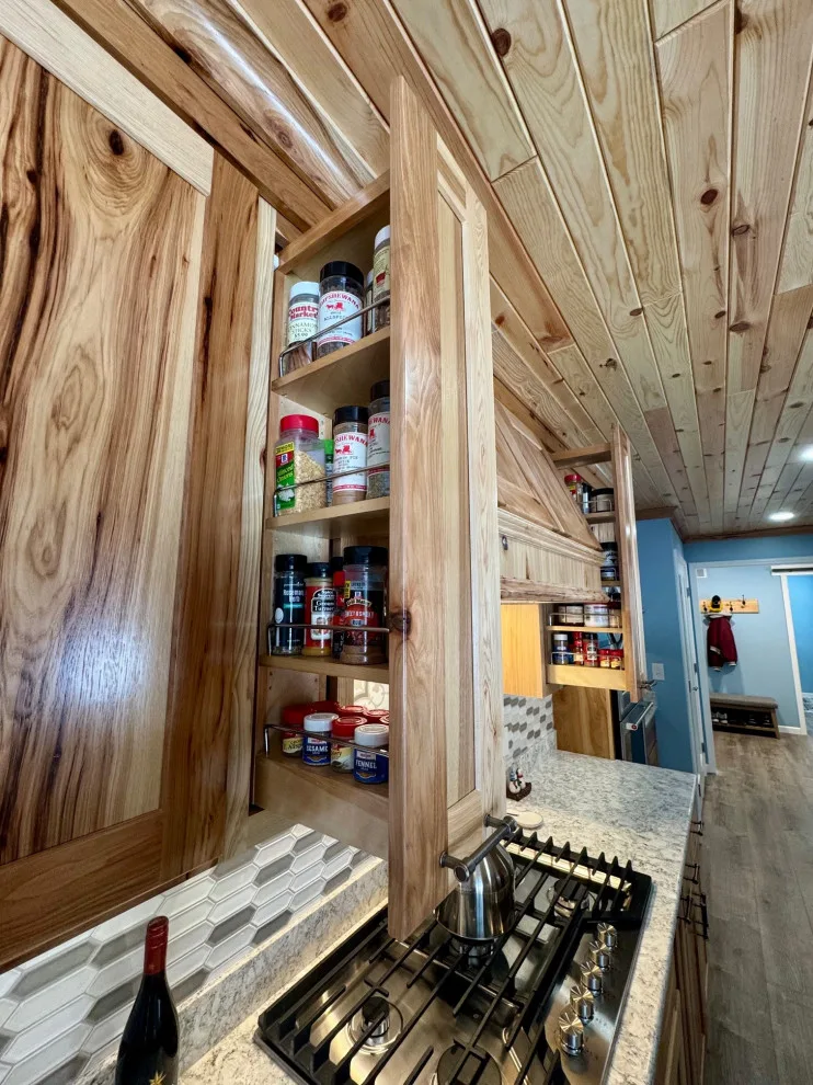 Hickory Drive by Anna Kennedy With MBS Interiors - Photo 4