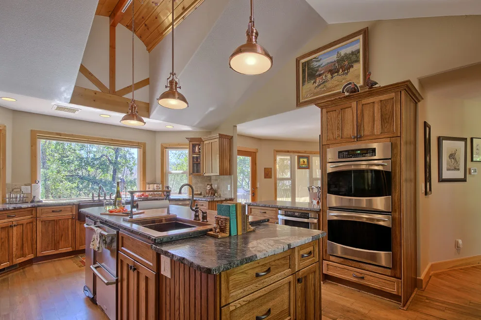 HIGHLANDS RETREAT by Custom Design Construction & Interiors Inc. - Photo 13