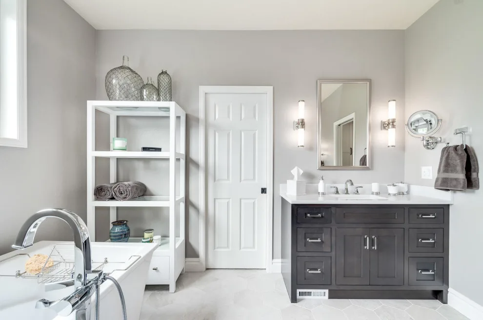 Couples' Master Bathroom; Designed by Linda Brooks by Kitchens On Broadway - Photo 3