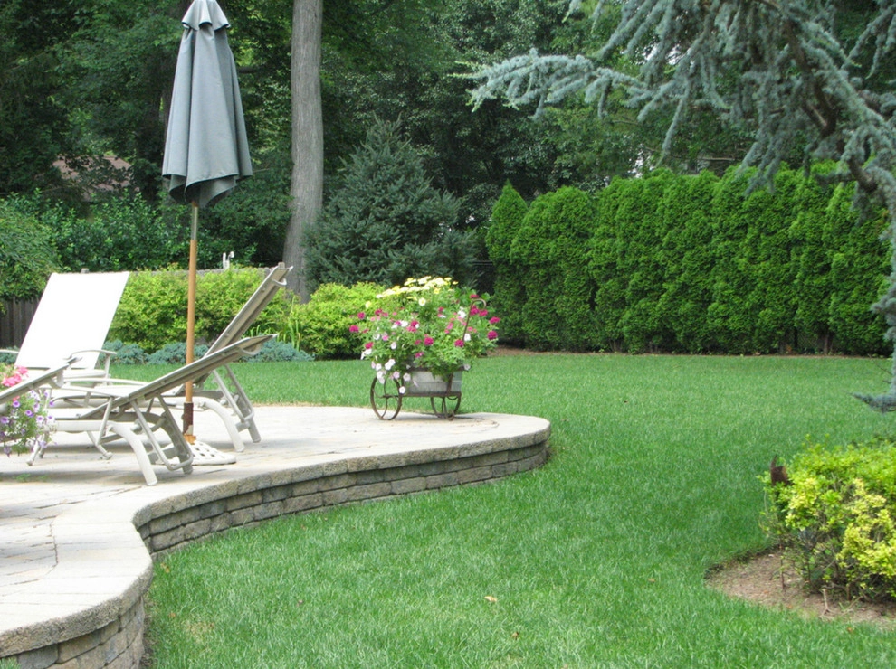 Arrowwood Landscaping - Photo 5