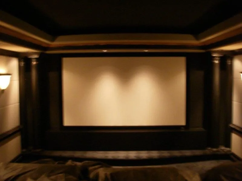 Residential Cinema by QFC Incorporated - Photo 5
