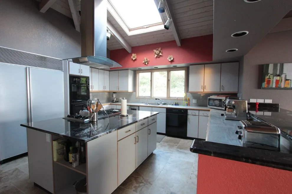 Kohala Estates Home Renovation by Zambeck Construction - Photo 5