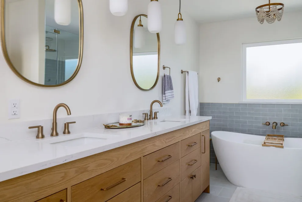 Hudson Bend | Main Bathroom Renovation by Catalyst Construction, Inc - Photo 5