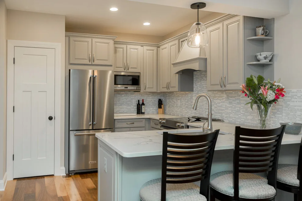 Guest Suite Kitchen and Bath by Saratoga Kitchens And Baths - Photo 5