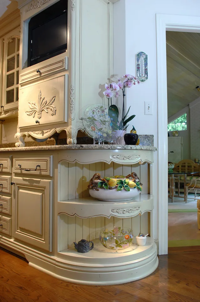 Indianapolis Kitchen Renovation by Chateau Kitchens & Home Remodeling - Photo 5