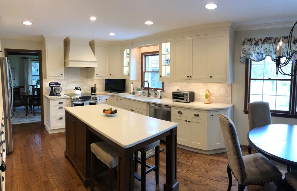 Recessed Cabinet Kitchen by Whitney Garrett / Kenwood Kitchens - Photo 2