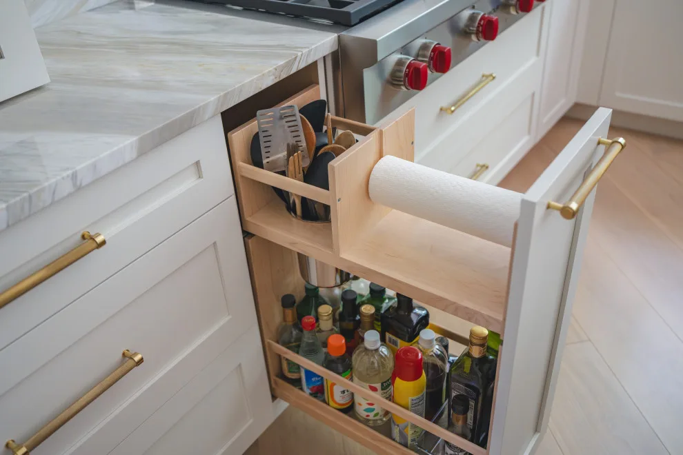 Exploring a Stunning Transitional Kitchen with Quartzite Countertops by Boss Design Center - Photo 23