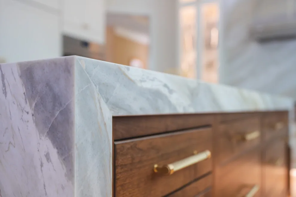 Exploring a Stunning Transitional Kitchen with Quartzite Countertops by Boss Design Center - Photo 20