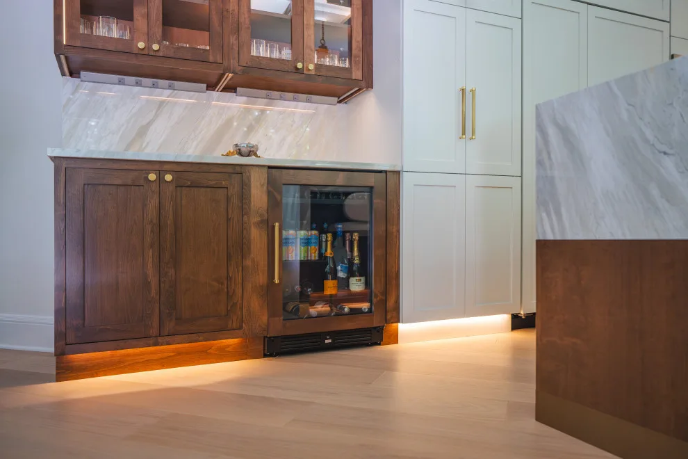 Exploring a Stunning Transitional Kitchen with Quartzite Countertops by Boss Design Center - Photo 14