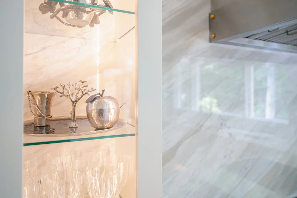 Exploring a Stunning Transitional Kitchen with Quartzite Countertops by Boss Design Center - Photo 10