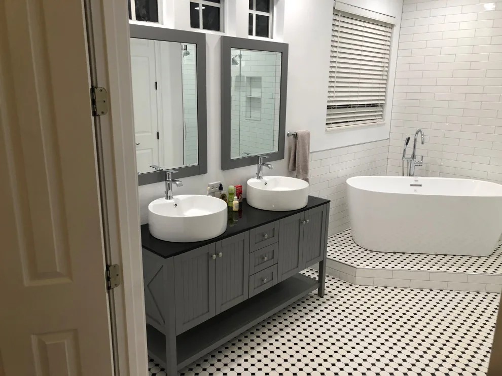 Isaksson by Collins Kitchen And Bath - Photo 3
