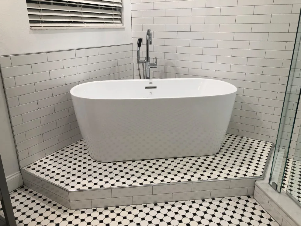 Isaksson by Collins Kitchen And Bath - Photo 6