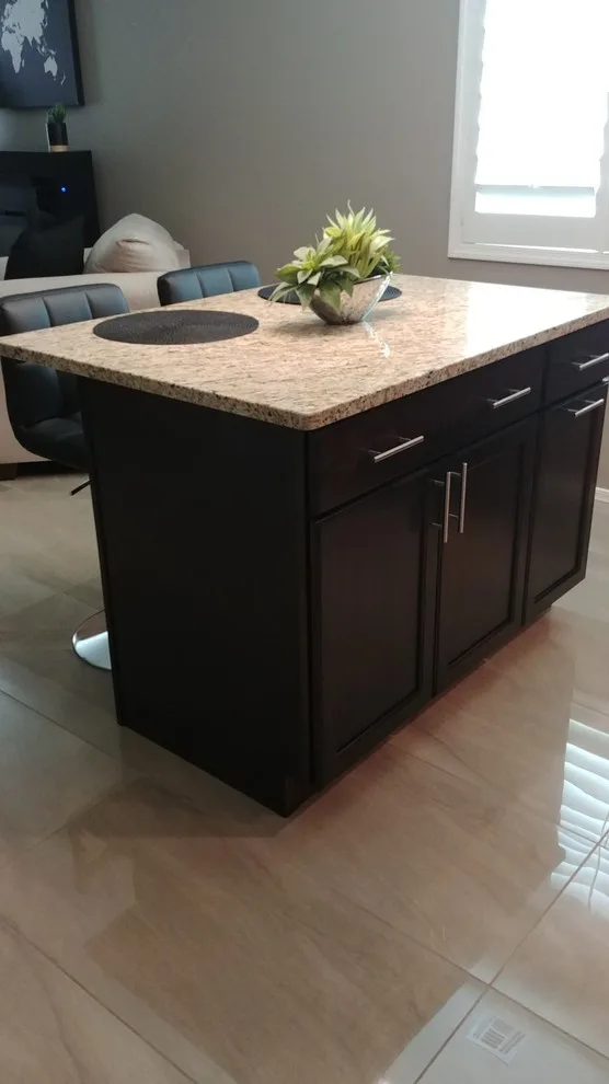 Leveraging Storage Solutions in Sahuarita, AZ by Davis Kitchens - Photo 2
