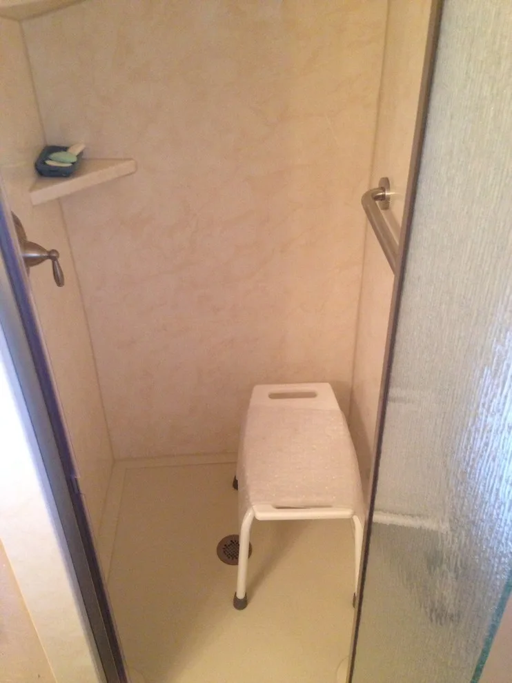 Glossy Ivory Marble Wall Surround by Re-Bath - Photo 6