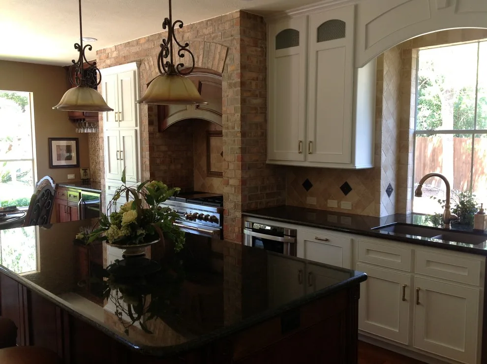 Ivory Moon Kitchen Renovation by Casa Bella Design Build - Photo 4