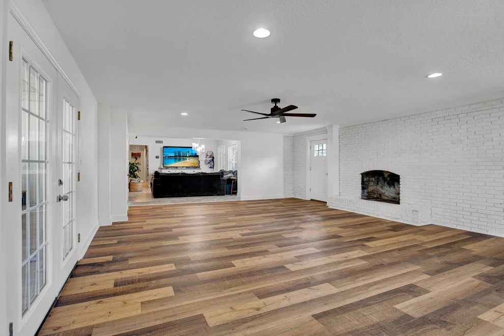 Jax Beach Living Area by BeeTree Homes - Photo 10