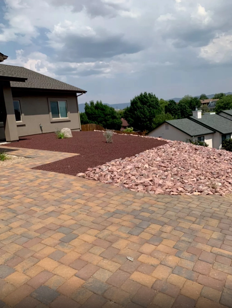 Ayala's Landscaping And Maintenance Service LLC - Photo 13