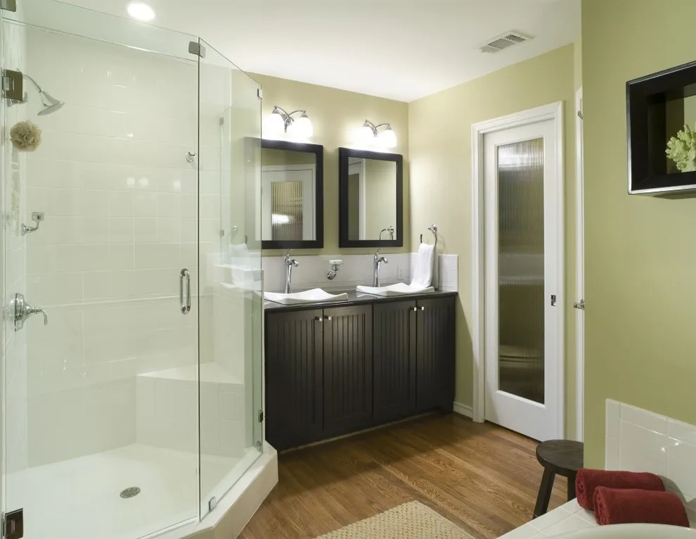 Jones Restroom by Servant Remodeling - Photo 2
