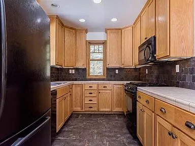 June Lake renovation by Remodel Greenville - Photo 5
