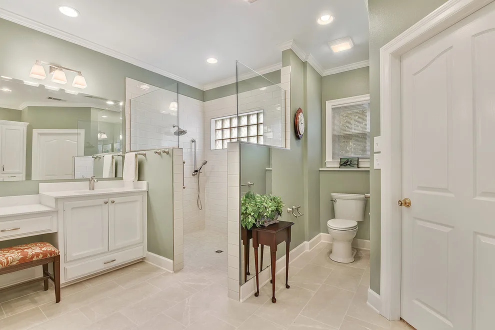 Kenilworth accessible shower by Spencer's Contracting LLC - Photo 3
