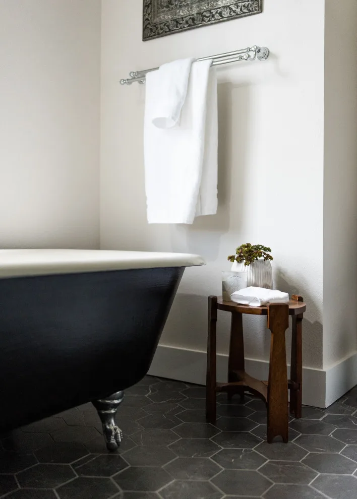 Kennedy Residence Remodeling by Dunamis Interiors Inc. - Photo 2