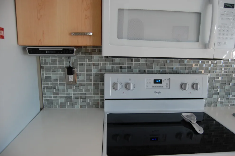 Mary Vaughn - Lowe's Interiors Project Specialist - Photo 13