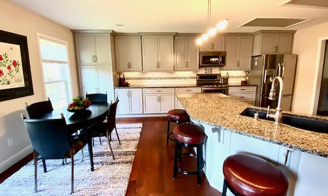 Kilian by Mid Missouri Kitchen & Bath - Photo 2