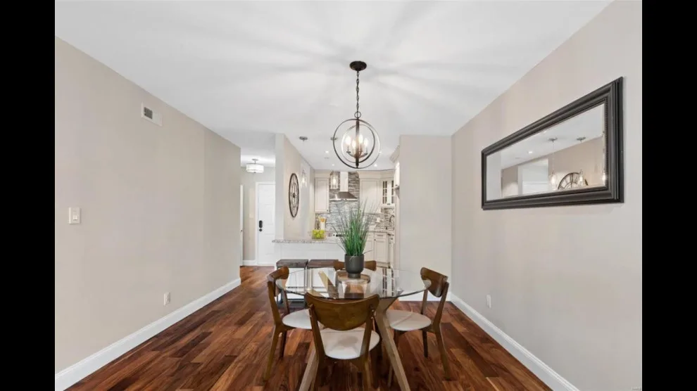 Apex Homes - Photo 2