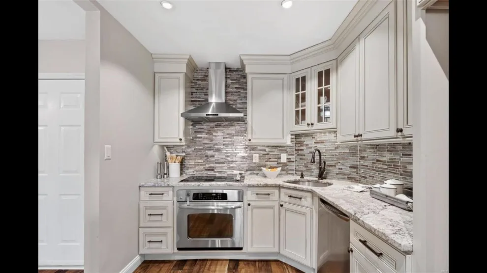 Contemporary Makeover by Apex Homes - Photo 11