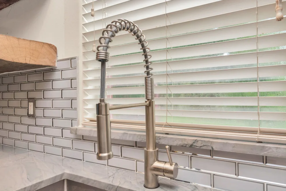 kitchen revitalizer by Big City Construction Co - Photo 16
