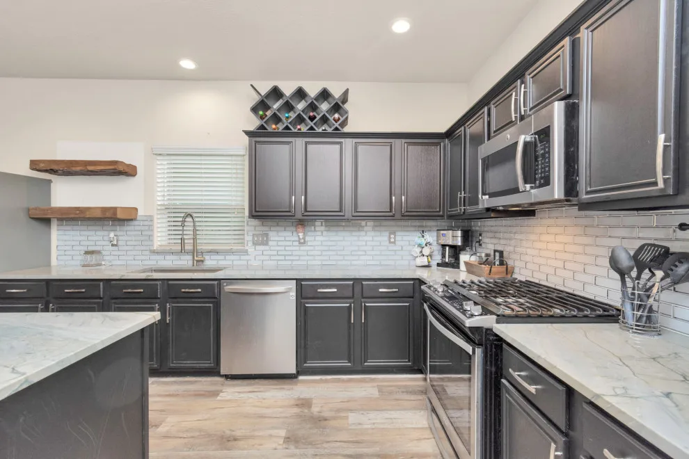 kitchen revitalizer by Big City Construction Co - Photo 10
